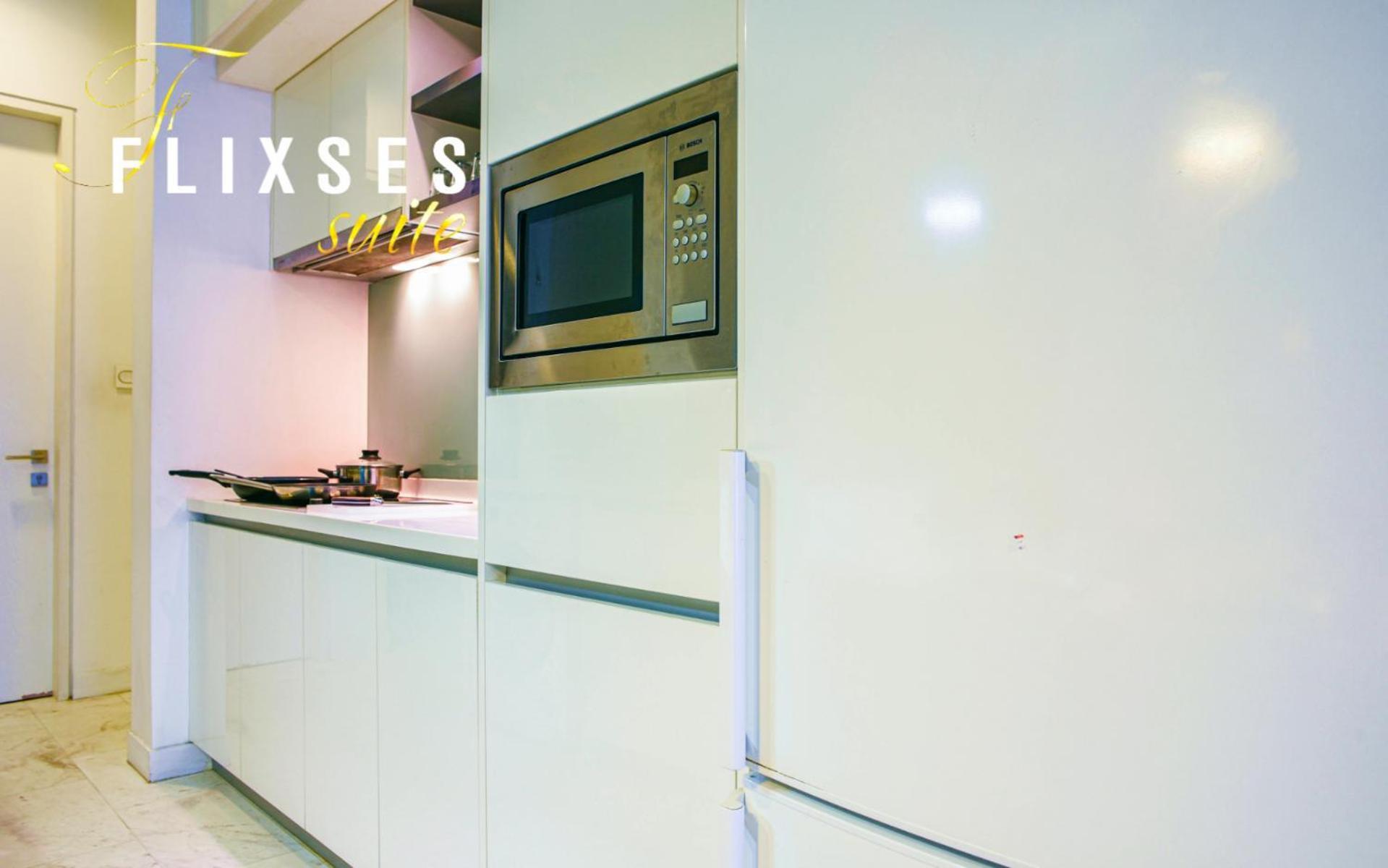 Flixses Suites At Platinum Klcc Kuala Lumpur Exterior photo